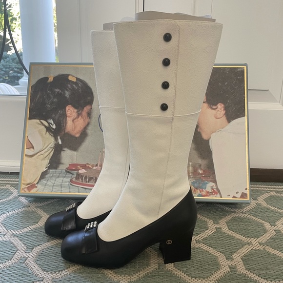 Brand new with box Gucci Women's Black Mid-heel Boot/ Booties With Crystal Bow. - Picture 9 of 10